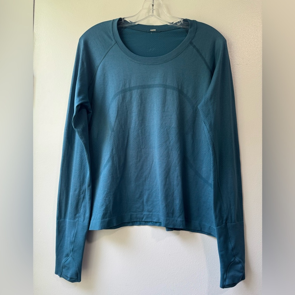 lululemon Swiftly Tech Long Sleeves 2.0 Rece Length Blue Nile Sz 4